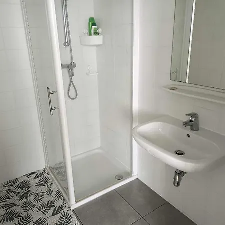 Bed and Breakfast Chambre Avec Douche Prive Βρυξέλλες