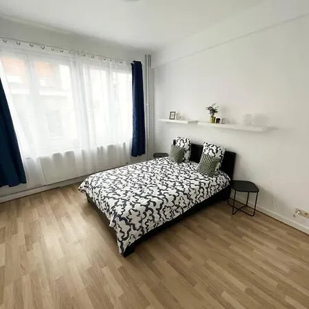 Stylish Two Bedroom Flat Apartamento *