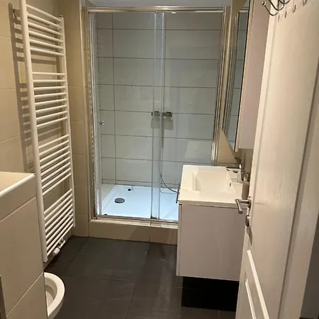 Modern Apartament 1 Bedroom+living * Brüksel