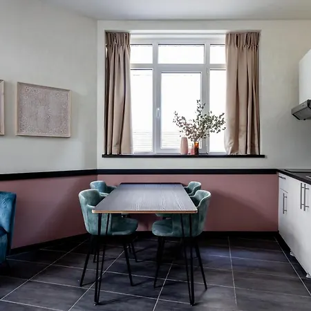 Hey - Apartahotel Bruselas