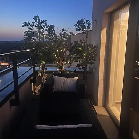 Non Smoking Penthouse Ll Erasme Brusel