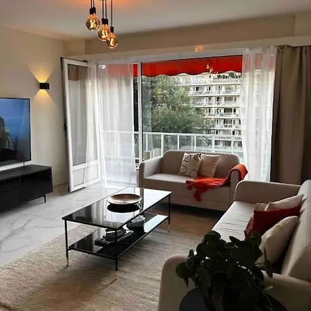 Cocoon-woluwe * * * * * *