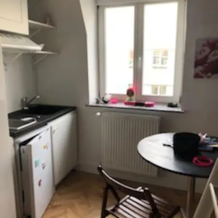 公寓 In Maison De Metre In Etterbeek *