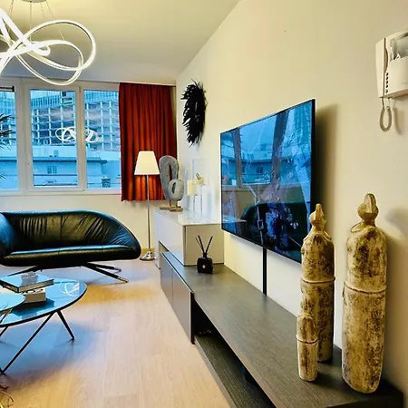 Urbanstay Grand Place Luxury *