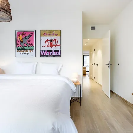 Beautiful 1 Bedroom Close To Chatelain Daire *