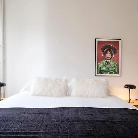 Beautiful 2 Bedrooms Ixelles Ponds Brüssel