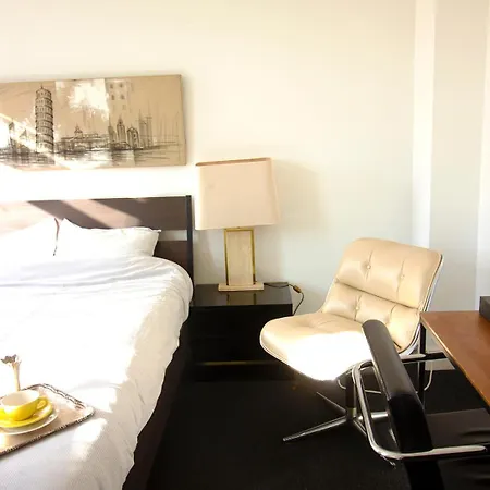 Handy Close To Zaventem Airport