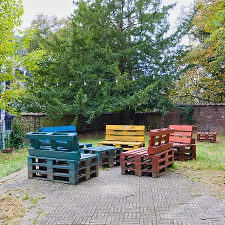 Centre Louise מלון 3*