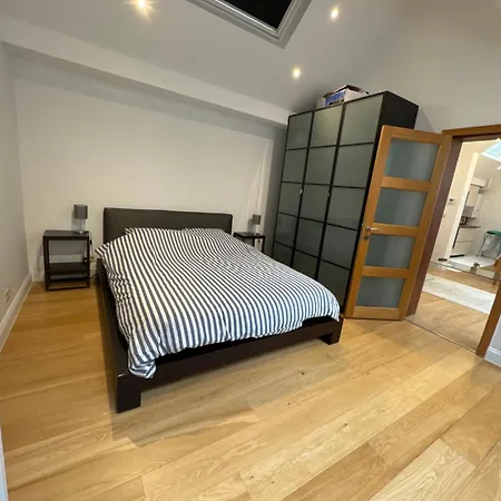 Appartement Le Havre De Lumiere A Etterbeek Brussel