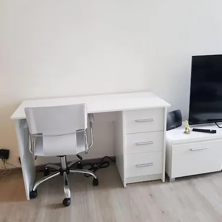 Studio Quartier Louise Calme * Bruxelles