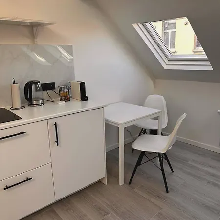 Skyroof A Ixelles - Viaduc Appartement *