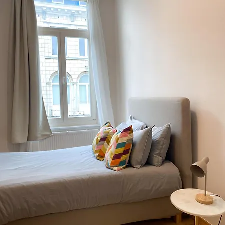 New Cozy In Porte De Hal Bruksela