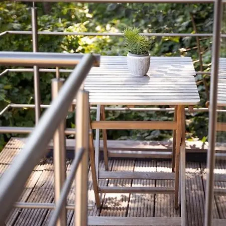 Tres Lumineux De 120m2 * Brüsszel