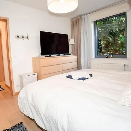 Tres Lumineux De 120m2 Brüsszel