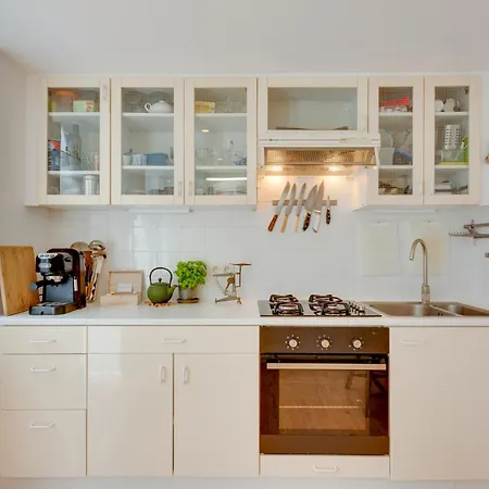 Saint Catherine Art Apartment