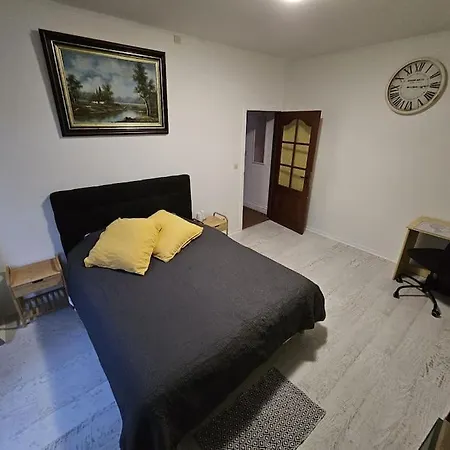 Affittacamere Beautiful, Renovated Fully Self Contained *
