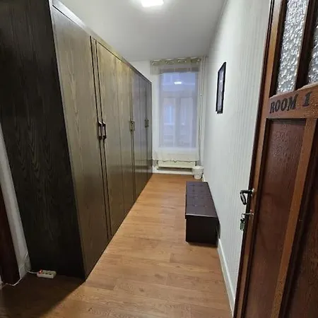 Beautiful, Renovated Fully Self Contained *