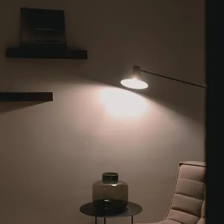 Luxury 200sqm / Hot Tub / Sauna Brüsszel