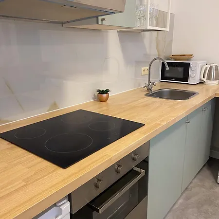 New Cozy In Porte De Hal Apartament