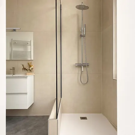 New Cozy In Porte De Hal