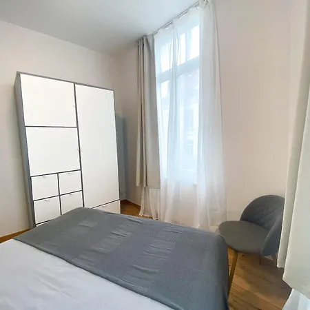Appartement New Cozy In Porte De Hal