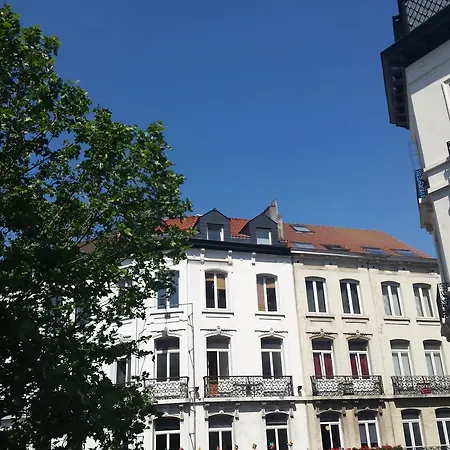Apartment Centre