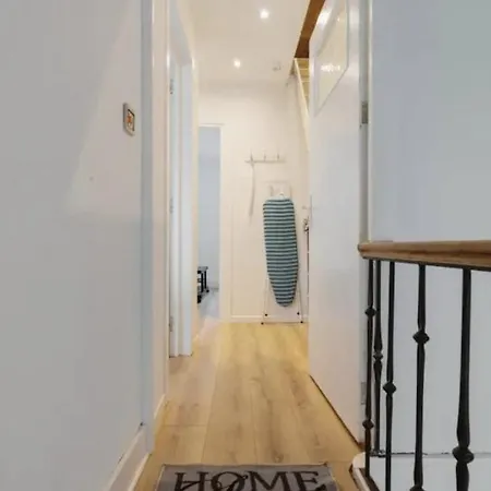 Beautiful Fully Renovated * Bryssel