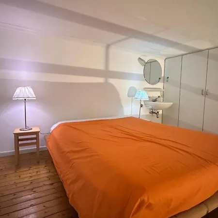 Apartamento Lu Maison בית אירוח