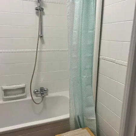 Апартаменты Beautiful Flat In Etterbeek Брюссель