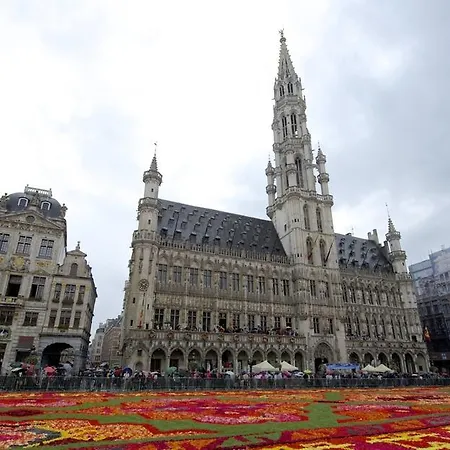 Bed In * Bruxelas