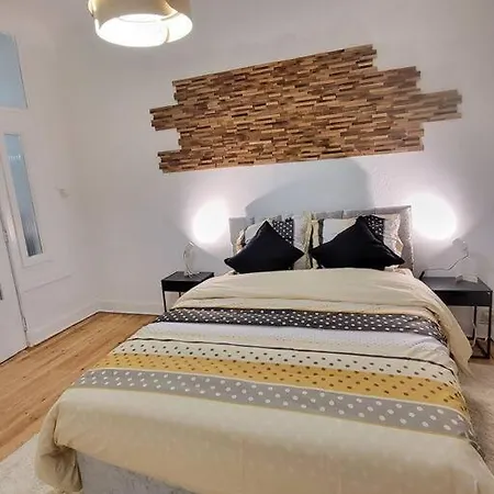 Style Haussmannien 1 Bedroom Brusel