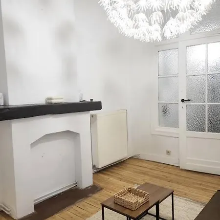 Apartment Style Haussmannien 1 Bedroom *