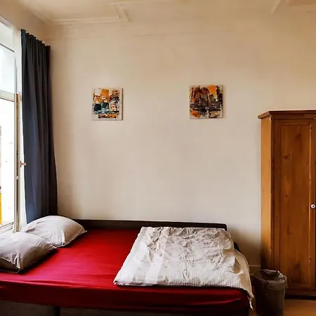 Appartamento Studio Entier Avec Balcon - Tour Et Taxis Bruxelles