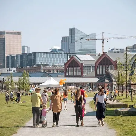 Studio Entier Avec Balcon - Tour Et Taxis 아파트