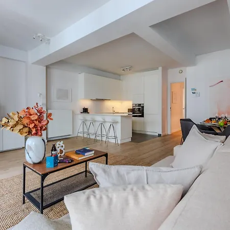 Sweett - Stassart Apartmán