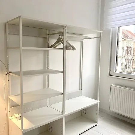 Wit Ii, Near Metro, Train N7670 Apartamento