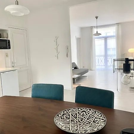 Wit Ii, Near Metro, Train N7670 *