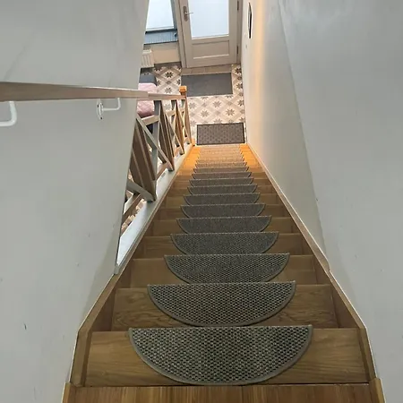 Au Marolles Atomium * Brüksel