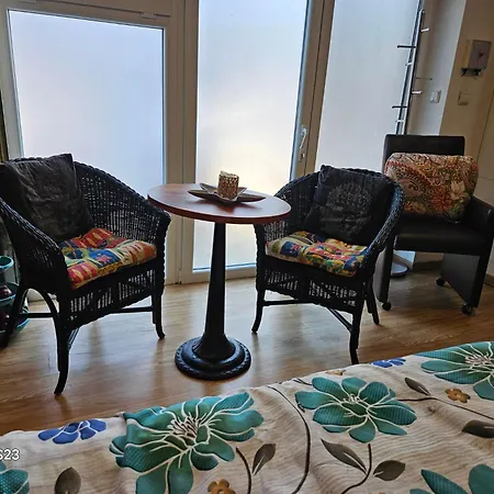 Zen Atomium Et Palais De L'exposition *