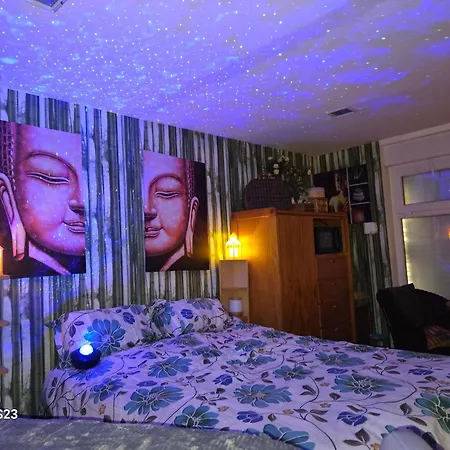 Zen Atomium Et Palais De L'exposition * Bryssel