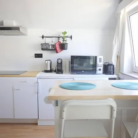 Apartment Chic 1br + Terrace