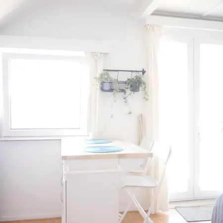Apartment Chic 1br + Terrace *