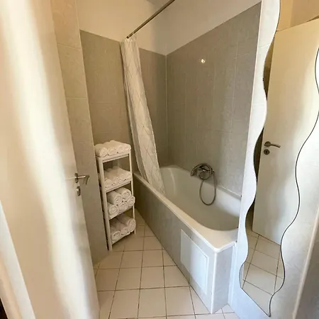 Apartman Un Lumineux Dans Un Quartier Anime #3 Brüsszel