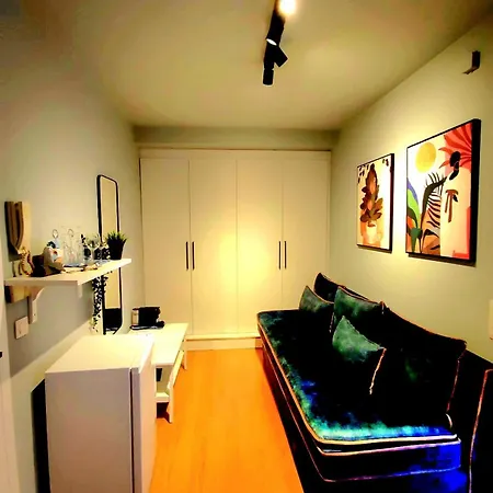 Quartier Louise Apartment