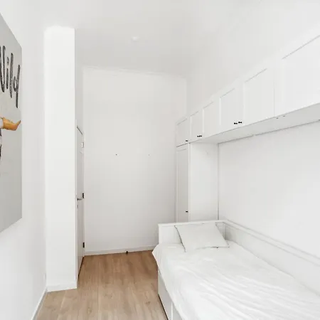 アパート In Brussels, Degroux By Homenhancement Sa
