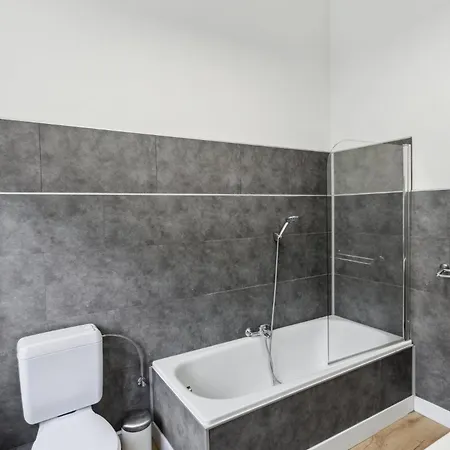 Lantsheere 11 - Self Check In By Homenhancement