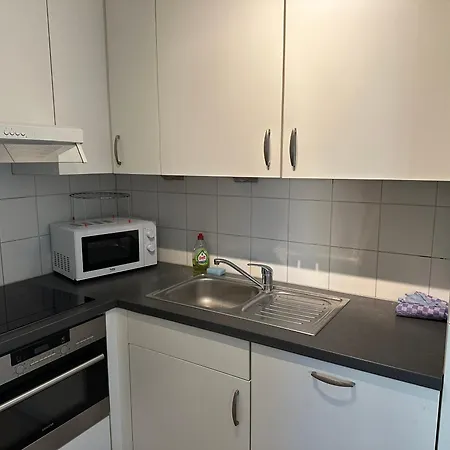 2 Bedroom In Center With Balcony דירה