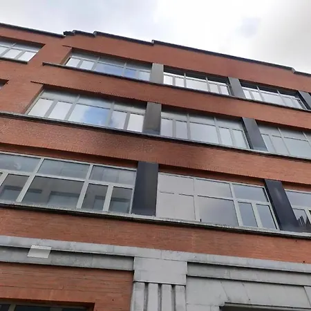 Loft Spacieux Et Moderne Апартаменты Брюссель