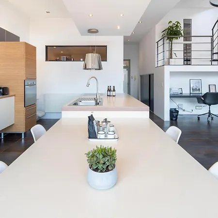 Апартаменты Loft Spacieux Et Moderne