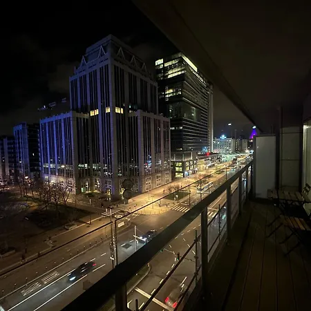 With Stunning View In Center * Bruxelas